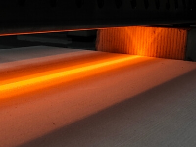 如何選擇焊接技術(shù)？紅外線焊接與激光焊接的深度對(duì)比！